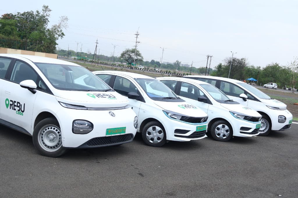 Rebu cabs lined up at office yard